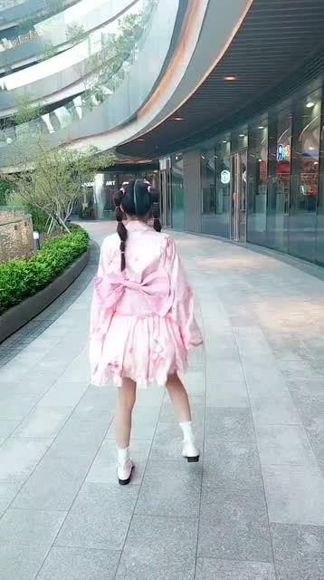 小萝莉遥控器在线观看,奇幻冒险之旅